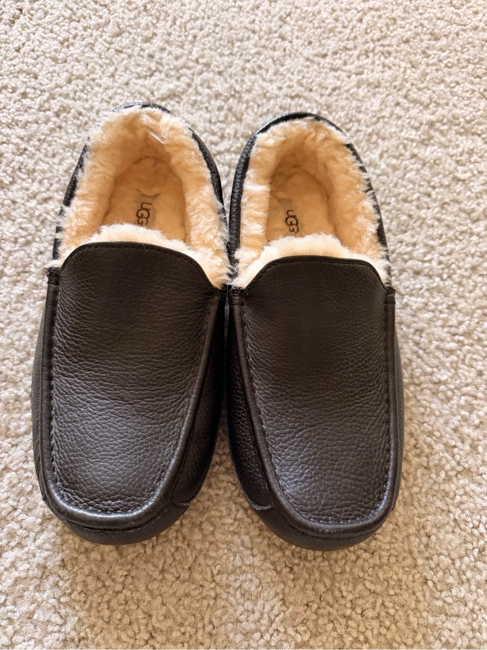 UGG Men’s Black Leather Shearling-Lined Slip-On Loafers